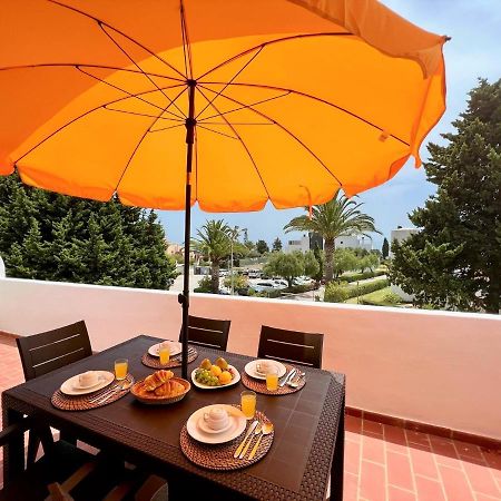 Armacao De Pera Twins 2 With Pool By Homing Apartment Exterior photo