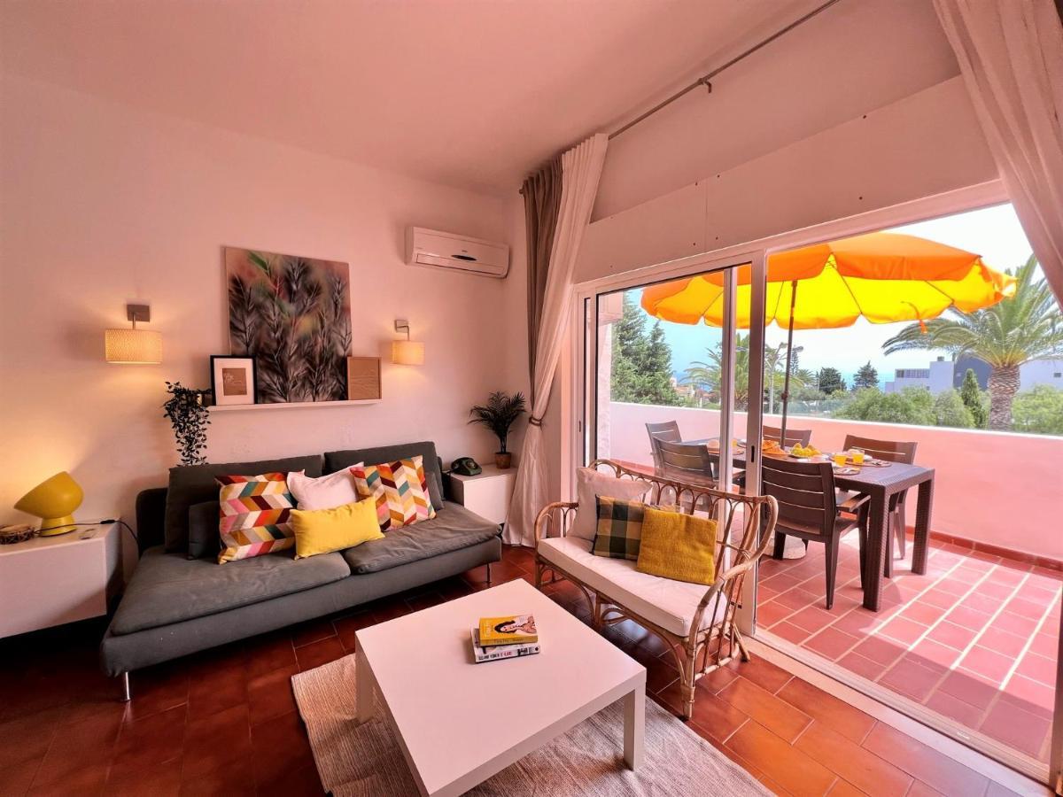Armacao De Pera Twins 2 With Pool By Homing Apartment Exterior photo